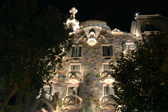 Les Appartements de Gaudi par Mathieu Girard Photographe